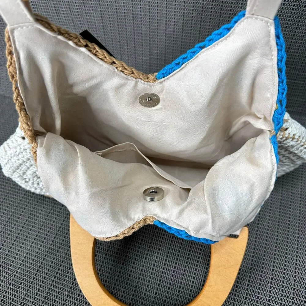 No Boundaries Crochet Handbag With Wooden Handles & Mushroom Design One Size - Picture 6 of 6